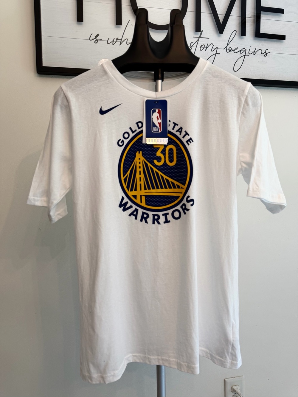 NWT Nike Youth Size 18/20, Golden State Warriors Stephen Curry #30 T-Shirt